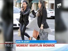 Kim Kardashian, probleme cu rochia din cauza vantului