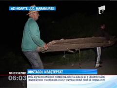 Accident din cauza unei remorci nesemnalizate, in Maramures