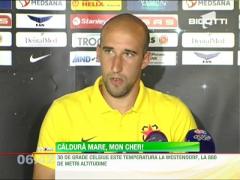 Caldura din Austria le da batai de cap stelistilor!  Latovlevici se da cu crema pe chelie pentru a nu face insolatie