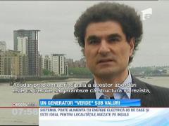 Inginerii italieni lucreaza la un generator electric subacvatic