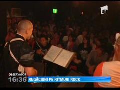Concert rock in biserica, sustinut de niste preoti