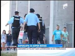 Suporterii Stelei s-au incaierat cu jandarmi