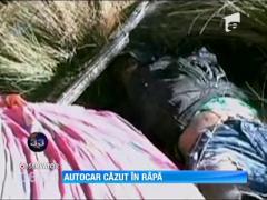 Peru: Un autocar a plonjat intr-o prapastie de 400 de metri. 19 oameni au murit