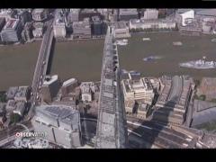 Sase activiste Greenpeace, arestate dupa ce au escaladat cel mai mare zgarie-nori din Europa de Vest