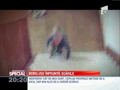 Special: Cum urca si coboara bebelusii scarile