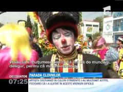 Sute de clovni au invadat capitala Mexicului!