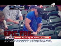 OBSERVATOR SPECIAL!  Un american plin de muschi nu a reusit sa desfaca o sticla cu apa!