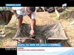 O romanca a prins cel mai mare peste la Gala Crapului Romanesc