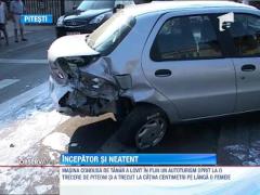 O femeie a fost la un pas sa fie strivita de masina unui sofer incepator din Pitesti