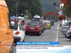 Mii de turisti care au ales sa mearga, astazi, in statiunile de pe Valea Prahovei pentru cele patru zile libere