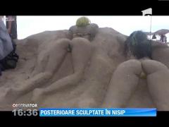 Posterioare sculptate in nisip pe o plaja din Rio