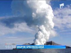 Eruptie spectaculoasa, in Noua Zeelanda