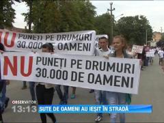 Arad : Sute de oameni au iesit in strada