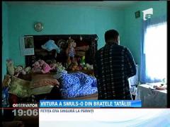 Galati! Viitura a omorat o fetita de numai opt ani, dupa ce a smuls-o din bratele tatalui