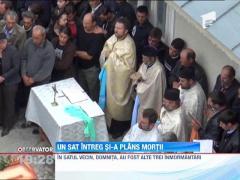 Un sat intreg in doliu si o mare de lacrimi, pentru cele sapte vieti pierdute in accidentul de la Iasi