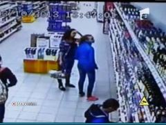 Raionul de bauturi alcoolice al unui magazin, facut tandari