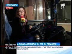 A furat un autobuz cu tot cu pasageri!