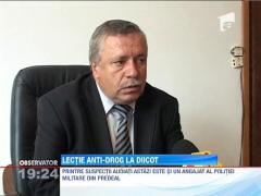 UPDATE!  60 de persoane, saltate de procurori pentru trafic de droguri