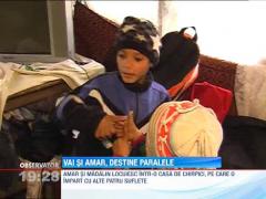 Un baietel infirm din Neamt merge la scoala pe jos, in carje!