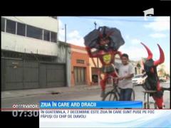 În Guatemala, Crăciunul începe cu noaptea în care sunt arşi diavolii