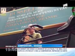 N-a mai rezistat la shopping cu soția și s-a sinucis!