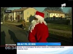 Moș Crăciun a fost împuşcat de Grinch cu un pistol cu bile!