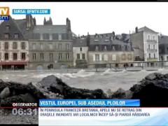 Urgență națională. Vremea rea face ravagii in Marea Britanie