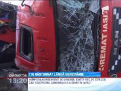 Un TIR s-a răsturnat lângă o benzinărie din zona centrală a Iaşiului