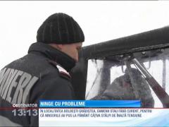 Probleme și în Prahova din cauza nămeților de zăpadă