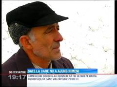 Oamenii din Buzău la care nu a ajuns NIMENI. Nu există poteci și nici speranță