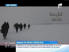 Salvatorii acţionează ca trupele speciale pentru salvarea sinistraților