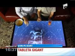 Cea mai mare tableta din lume poate fi folosită pe post de televizor sau... masă!