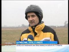 Vremea frumoasă, cadou pentru pasionaţii de zbor cu parapanta