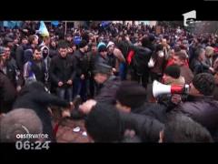 Fortele armate ruse, puse in stare de alerta la granita cu Ucraina