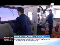 Lacul Michigan din nordul SUA, îngheţat în martie