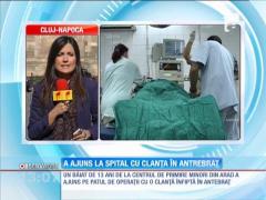 Incredibil! Un adolescent a ajuns la spital cu clanţa în antebraţ