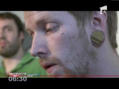 Bateristul cu mâini electronice