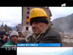Silozul din Azuga a căzut în a treia zi de încercări