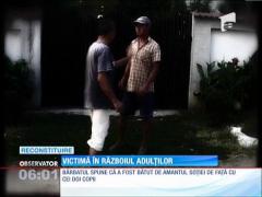 Şi-a izbit copilul de beton după ce şi-a prins soţia cu amantull