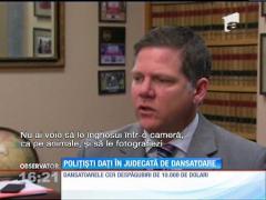 Polițiști dați în judecată de dansatoarele dintr-un club de striptease