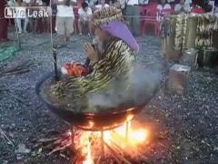 Te va lăsa mască! Un thailandez uimeşte prin capacităţile sale