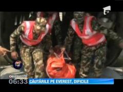 Căutările continuă pe Everest