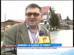 O furtună i-a alungat în cabane pe turiştii din Păltiniş