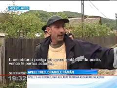 S-au retras puhoaiele, au rămas mlaştinile şi lacrimile