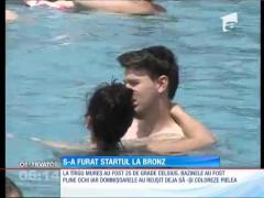A dat căldura! Românii au ieşit din case pentru a merge la ştrand