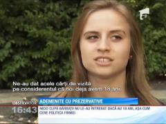 Trei tinere din America, ademenite cu prezervative de o companie pentru adulţi