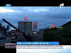 Cu stâlpul electric după el!