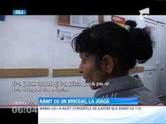 Joacă periculoasă! Un copil, atacat cu un briceag de un prieten