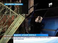 Accident teribil la Timișoara. Și-a înfipt mașina-n casă!