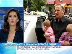 Gemenele abandonate la etajul şase al unui bloc din Bucureşti, luate acasă de tatăl lor